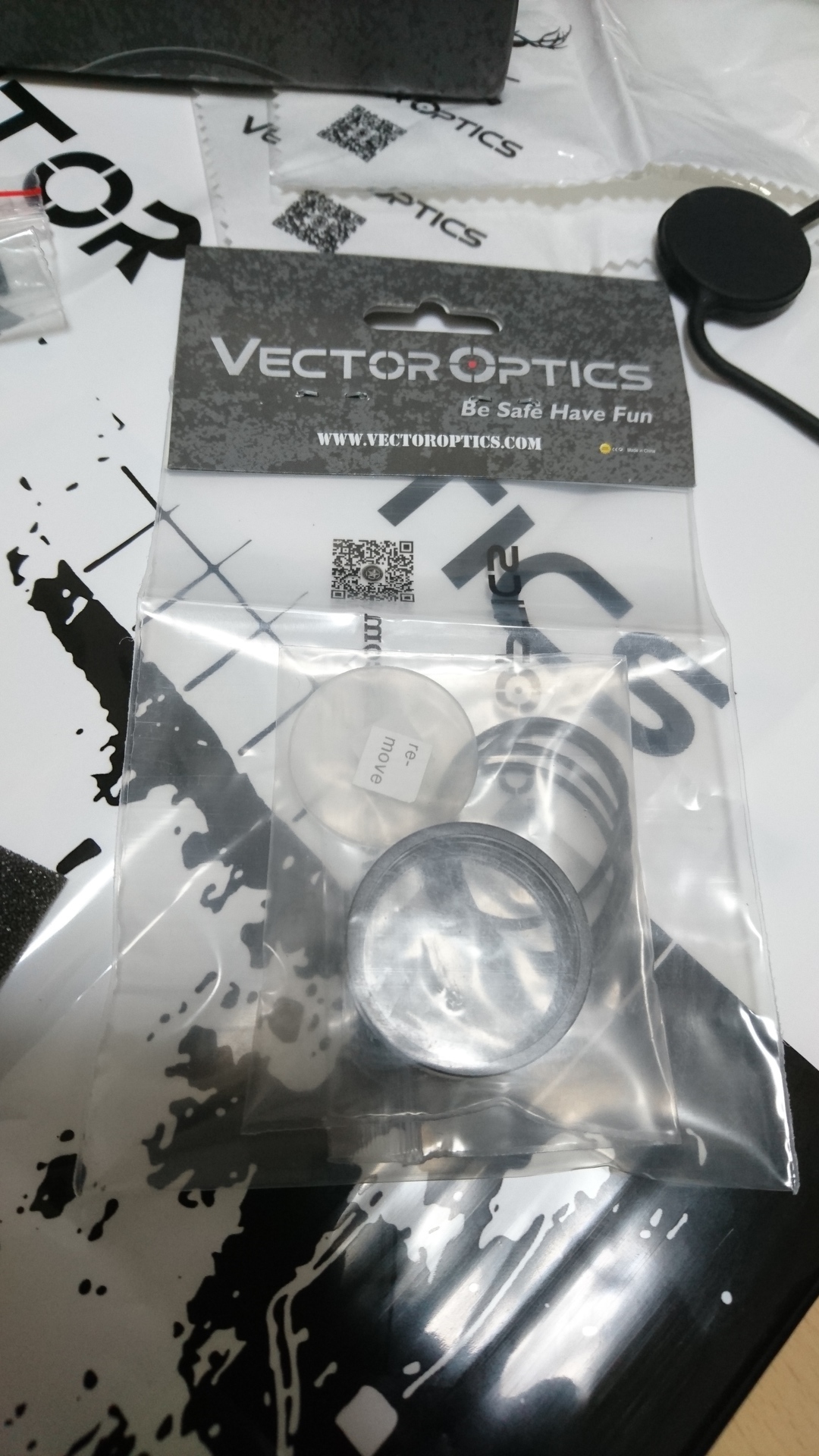 VectorOptics製 Maverick-Gen2 ドットサイト 保護レンズ
